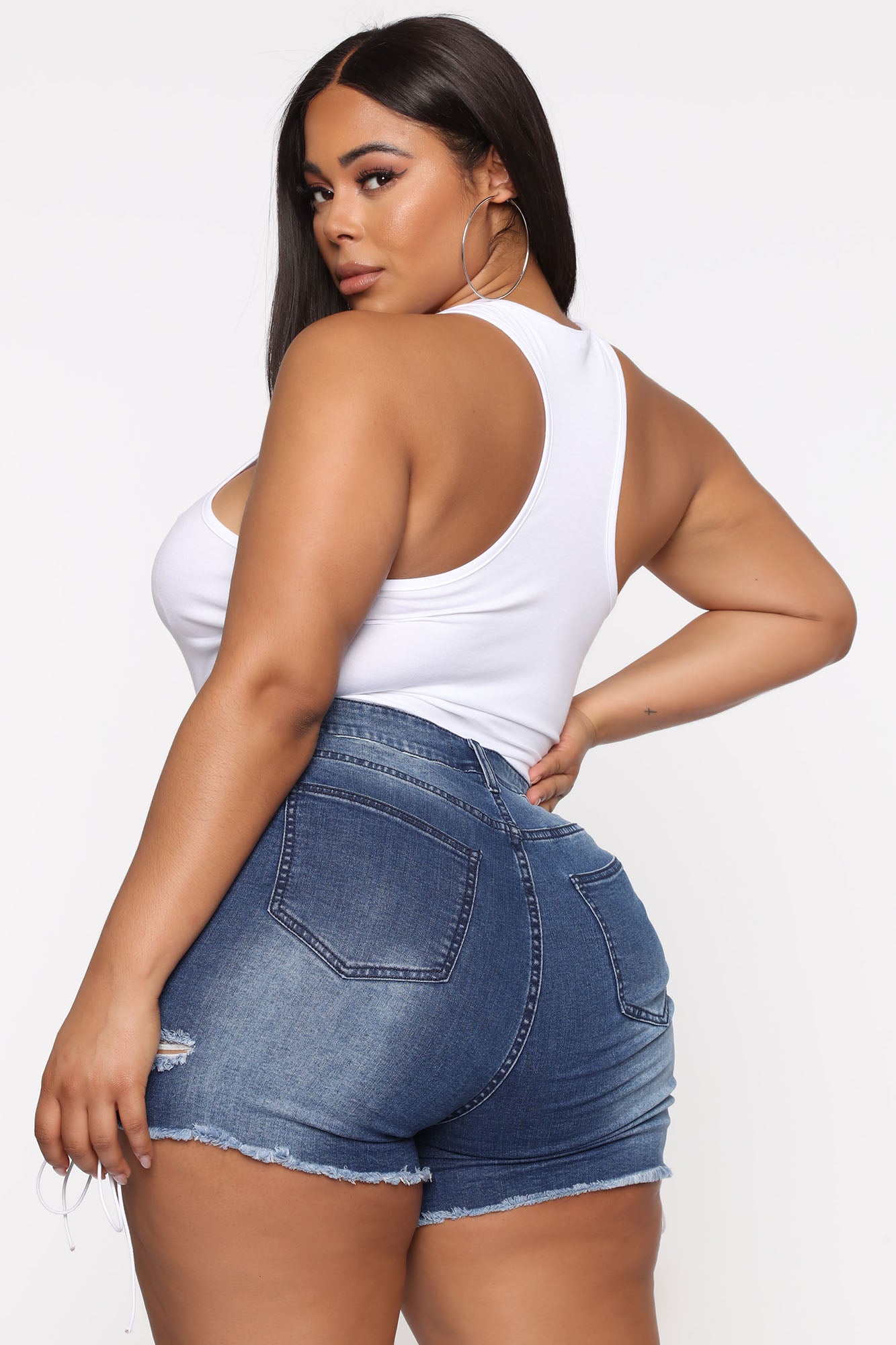 03-04-20_Studio_4_CE_ES_13-52-36_46_BKT17146_White_PLUS_7993_RP