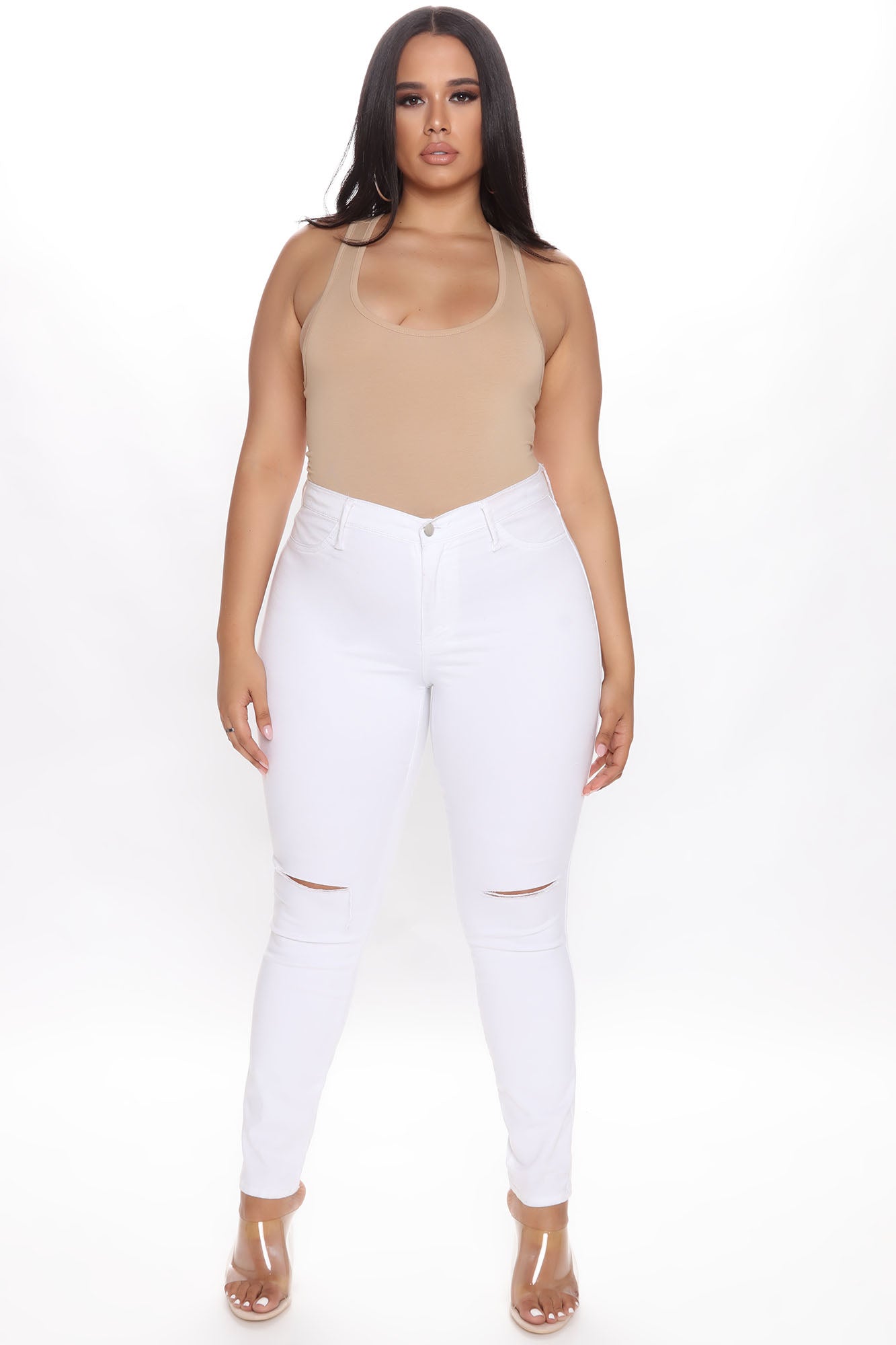 03-18-20Studio4_MA_ES_11-02-36_18_BKT17146_Khaki_P_8118_PLUS_JK