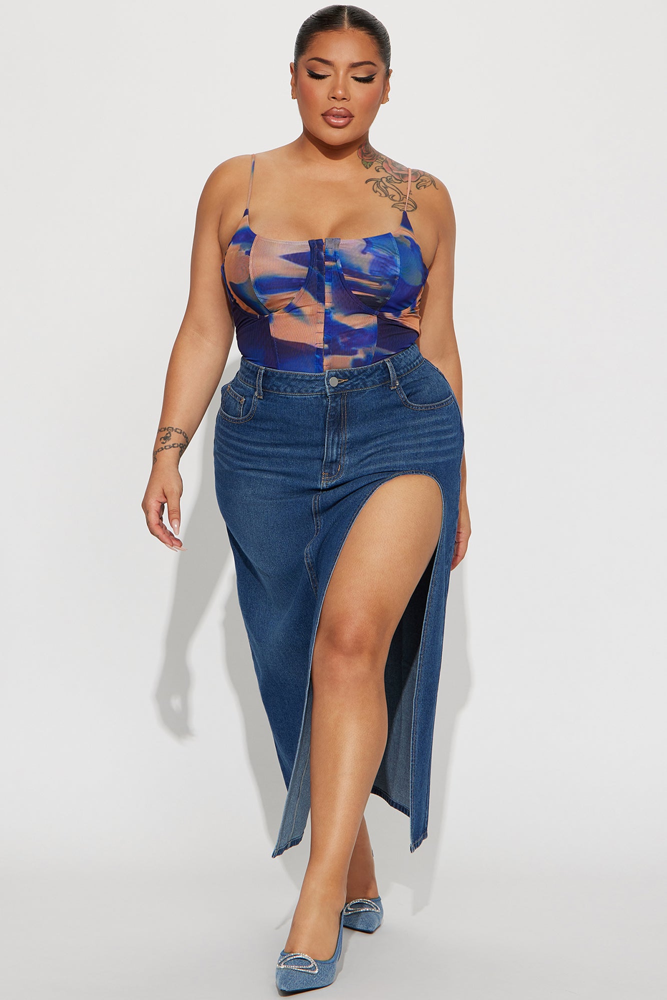 05-18-23Studio4_CXB_AC_13-57-24_37_T50071C_Royalcombo_P_41567_PLUS_PXF