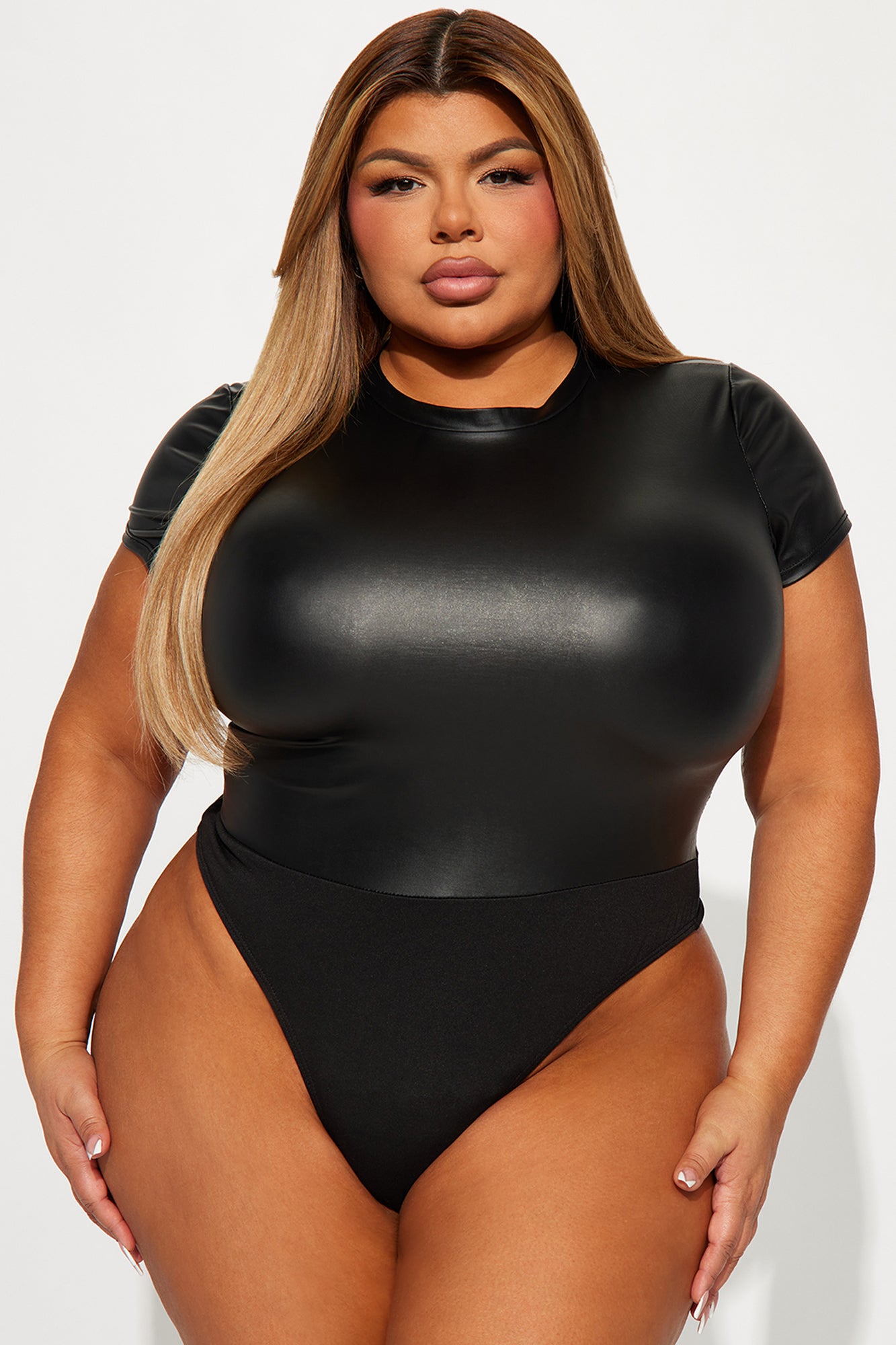 05-22-23Studio4_KT_AP_11-20-15_15_JK16166_Black_P_0650_PLUS_PXF