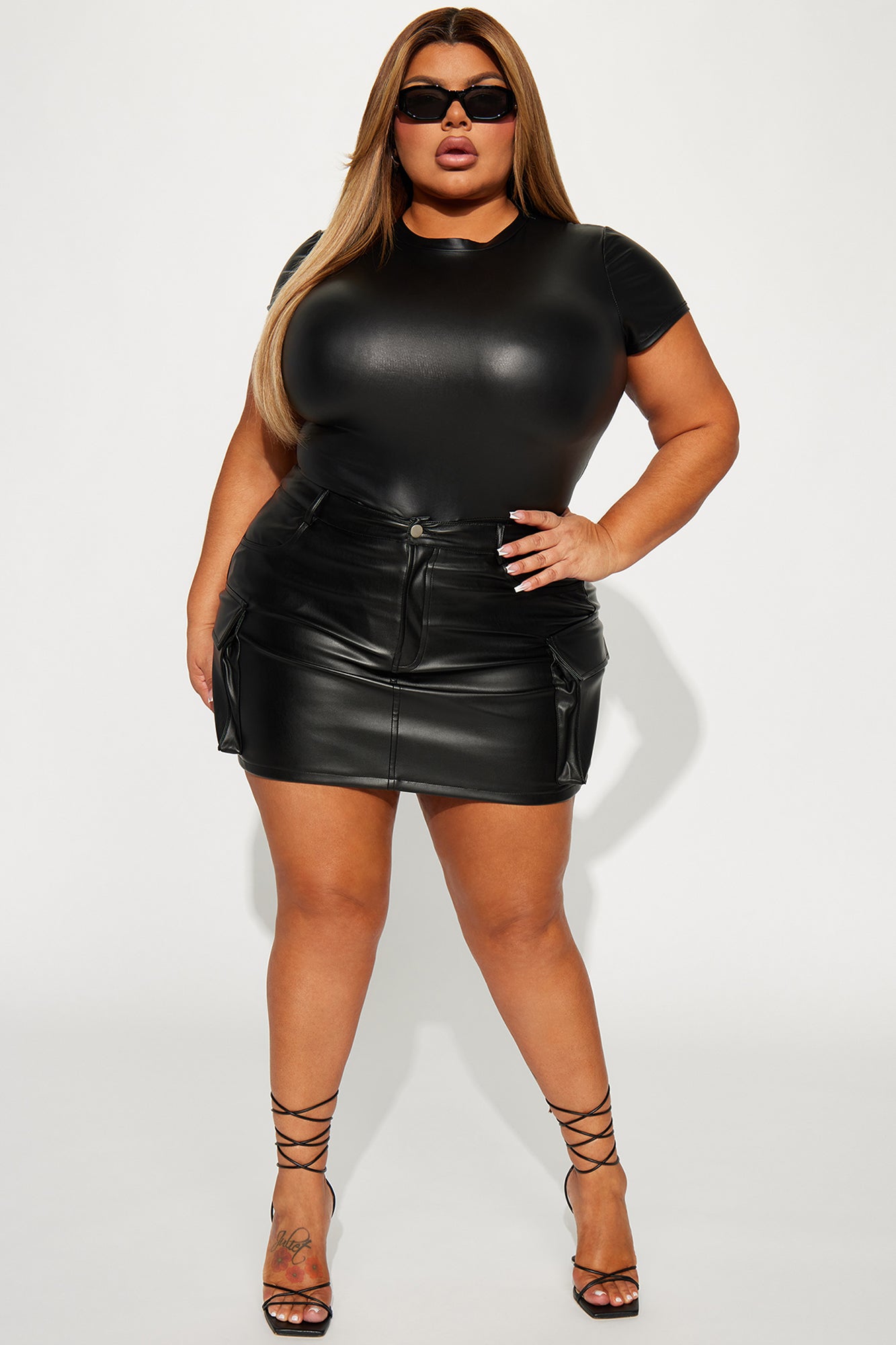 05-22-23Studio4_KT_AP_11-24-29_15_JK16166_Black_P_0656_PLUS_PXF