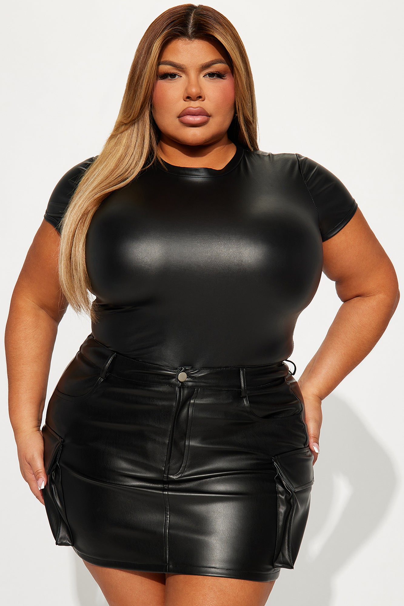 05-22-23Studio4_KT_AP_11-24-55_15_JK16166_Black_P_0666_PLUS_PXF