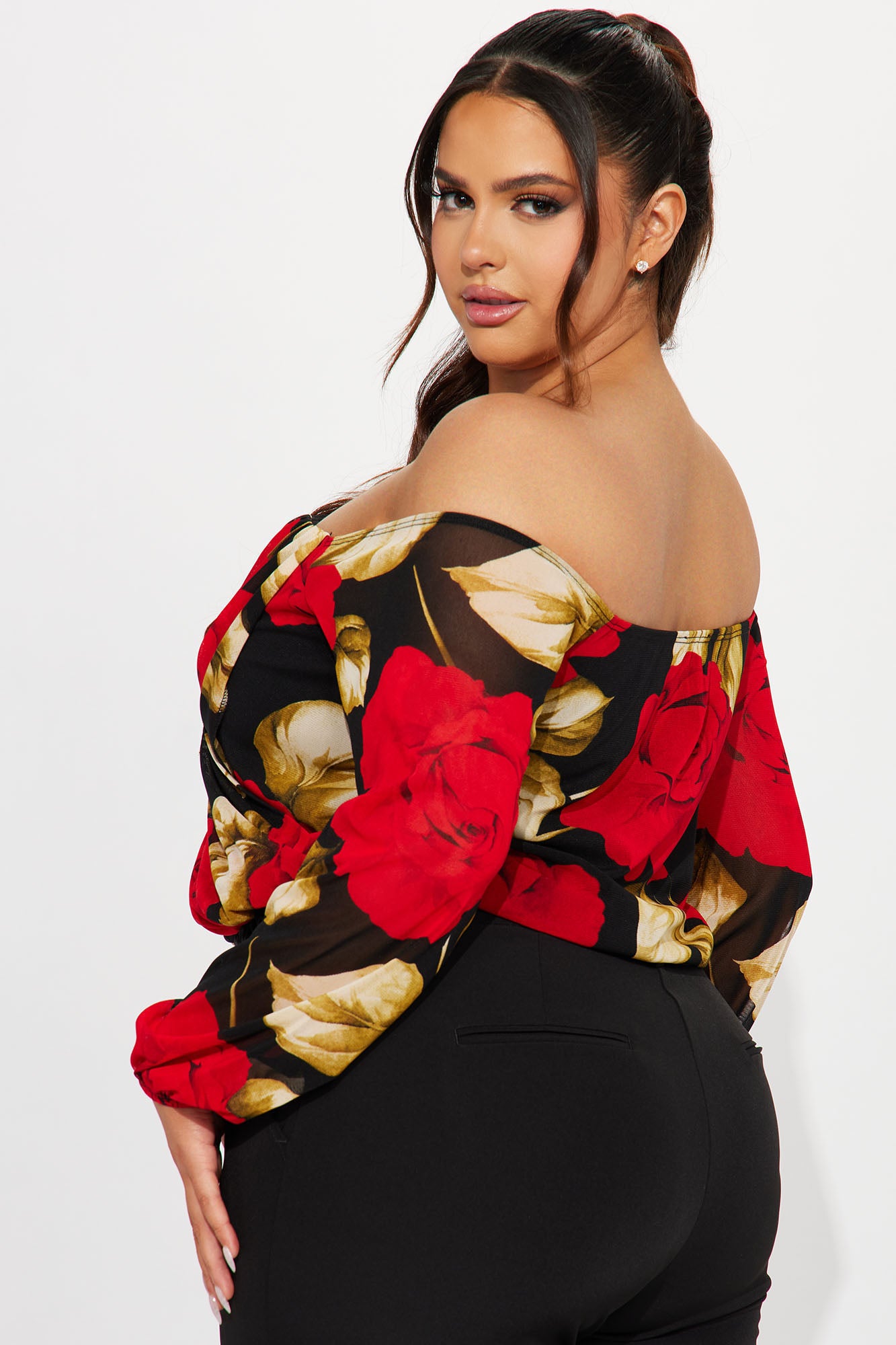 08-03-23Studio4_KF_AC_13-46-51_40_YP3349S_Black_R_2386_PLUS_CM