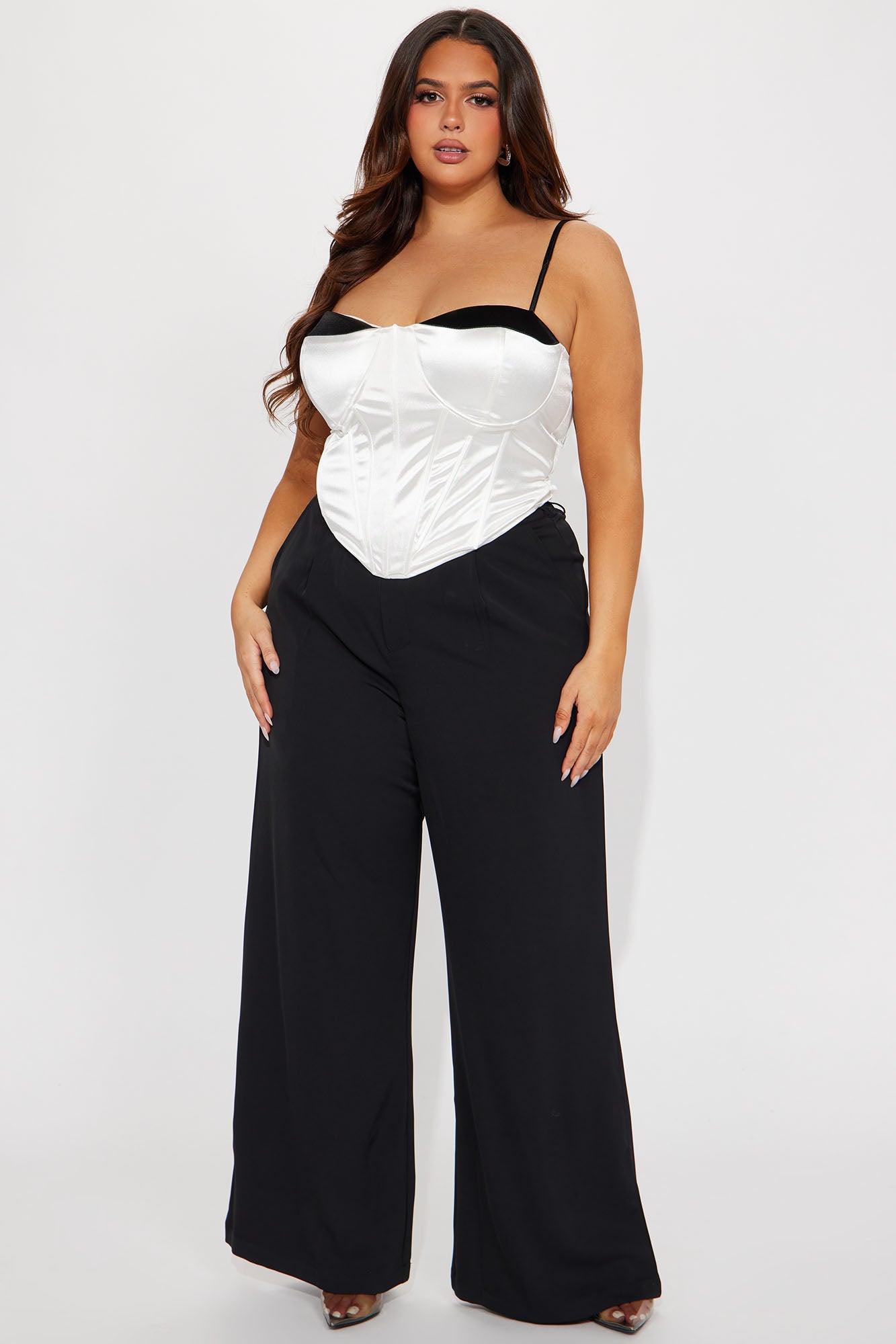 08-04-23Studio4_BT_DB_14-46-05_28_23GWF1749_White_3093_PLUS_SG_WG