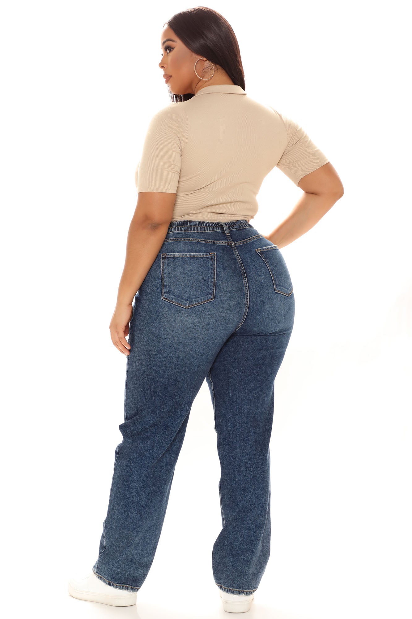 08-09-21Studio1_ME_TB_13-52-33_59_BDST1211_Nude_P_8123_PLUS_KL