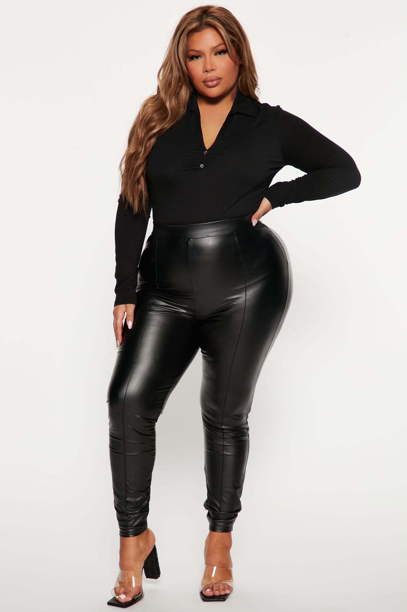 08-11-22Studio4_KJ_AC_11-15-40_22_72791_Black_P_0059_PLUS_JB