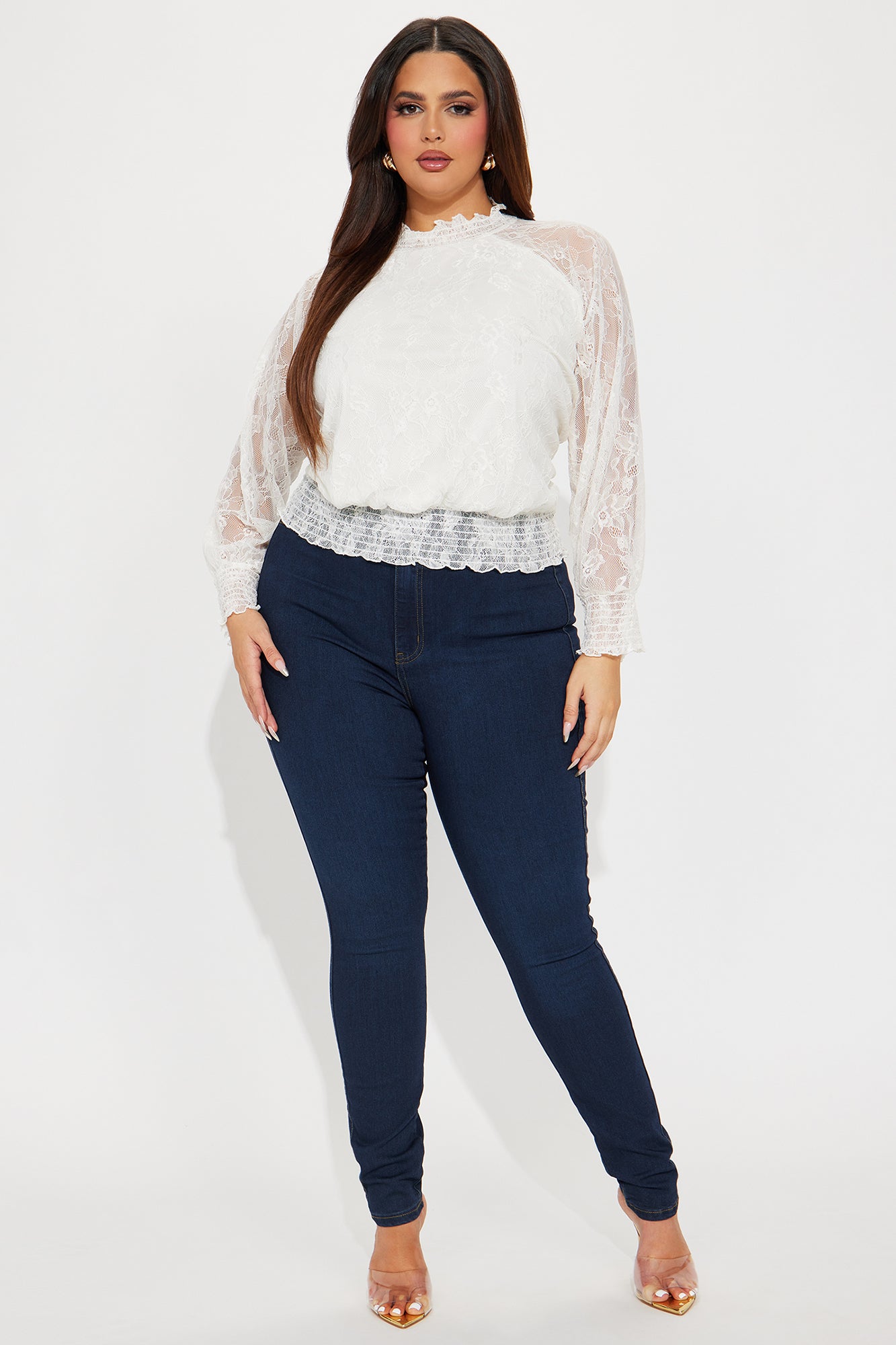 08-16-23Studio6_CB_SS_13-09-57_37_J4K9084W_Ivory_24890_PLUS_PXF