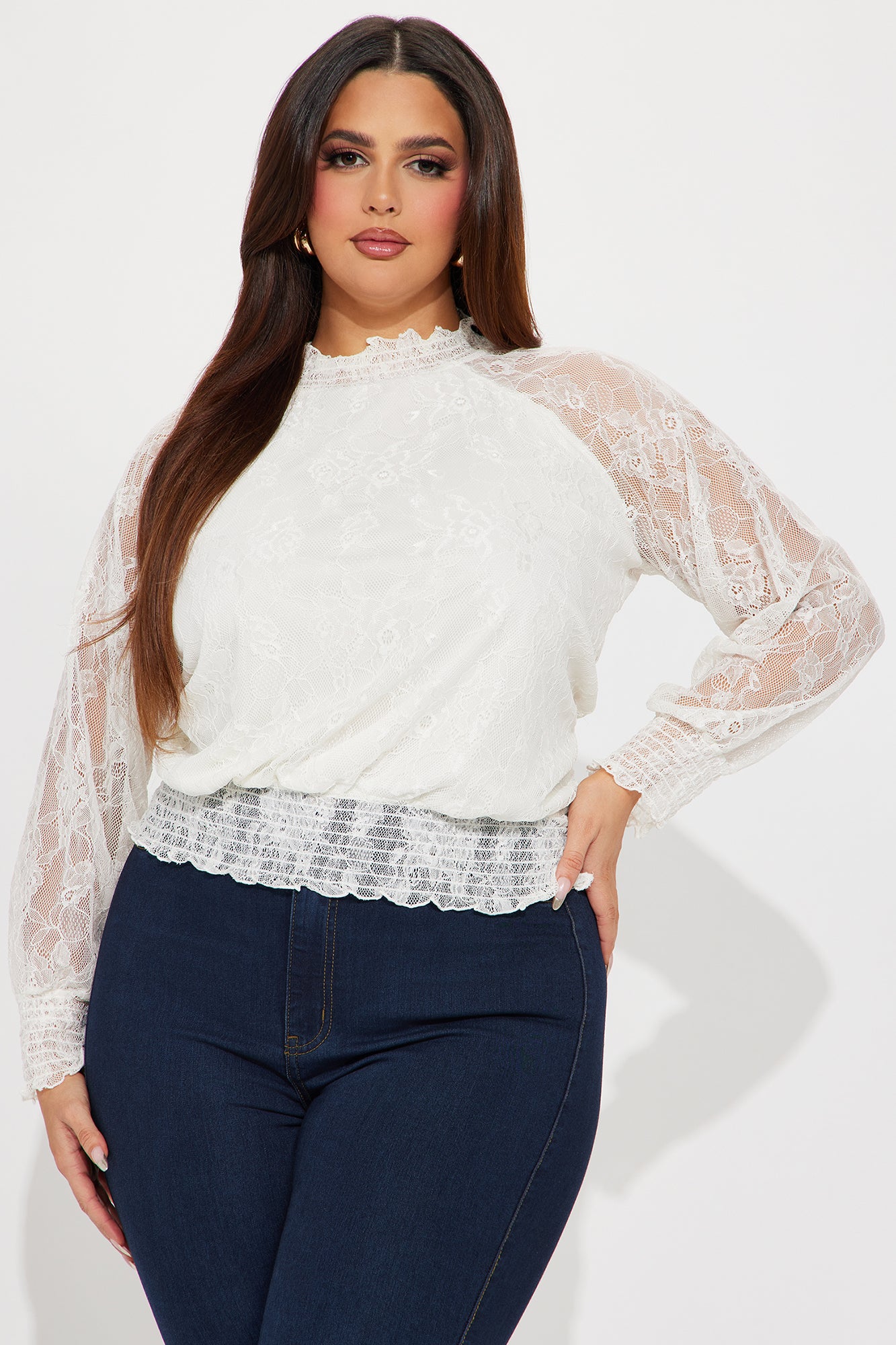 08-16-23Studio6_CB_SS_13-10-32_37_J4K9084W_Ivory_24896_PLUS_PXF