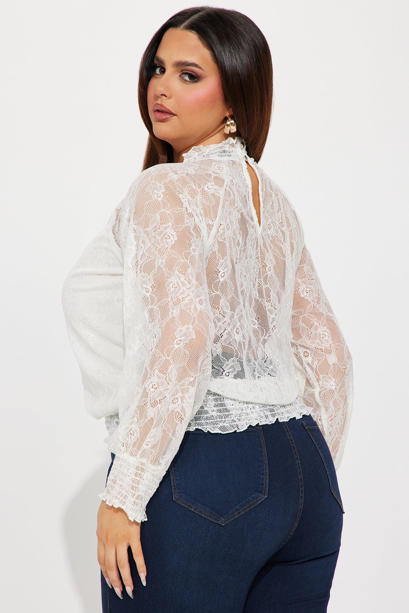 08-16-23Studio6_CB_SS_13-10-48_37_J4K9084W_Ivory_24898_PLUS_PXF